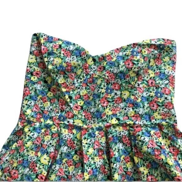 Minkpink Strapless Smocked Mini Dress Size Large - Picture 4 of 10
